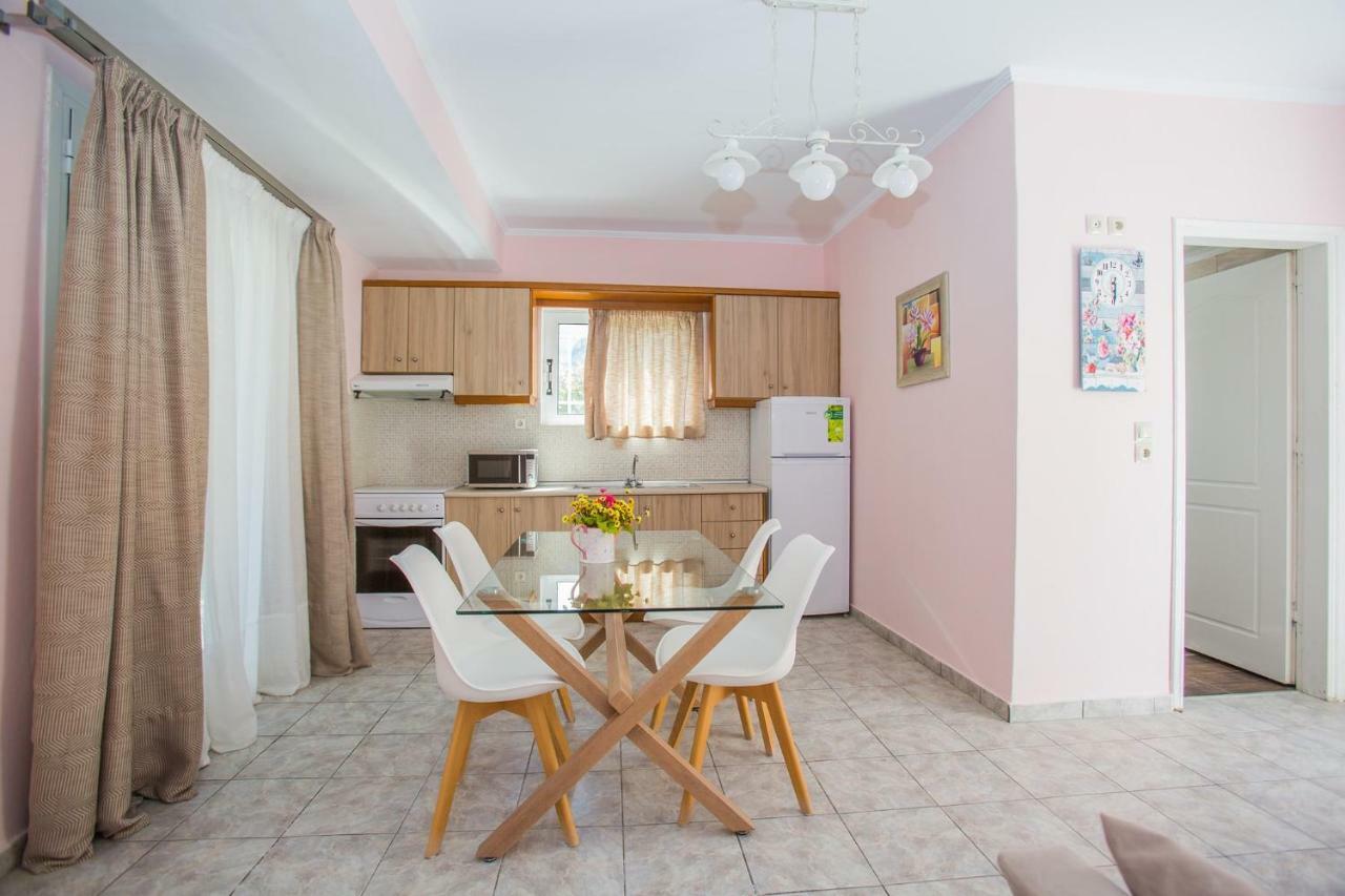 Laura Beach House Alykes  Extérieur photo