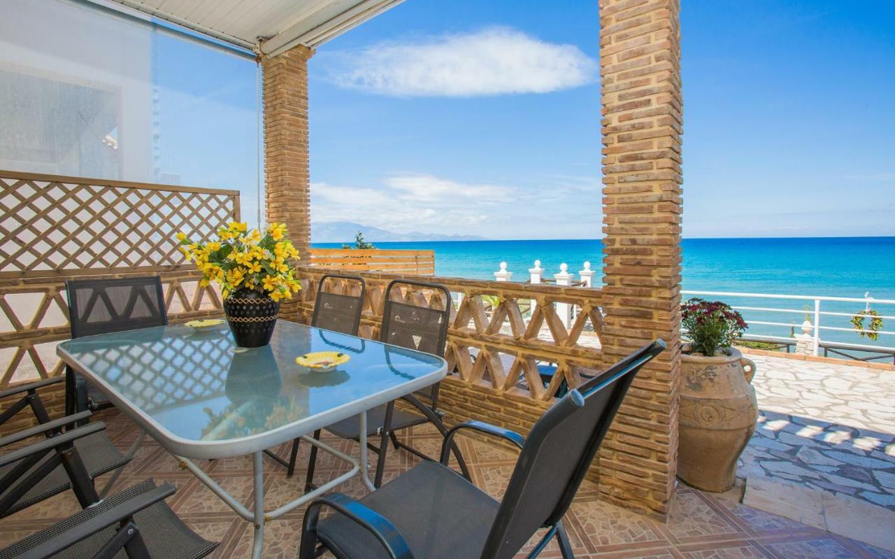 Laura Beach House Alykes  Extérieur photo