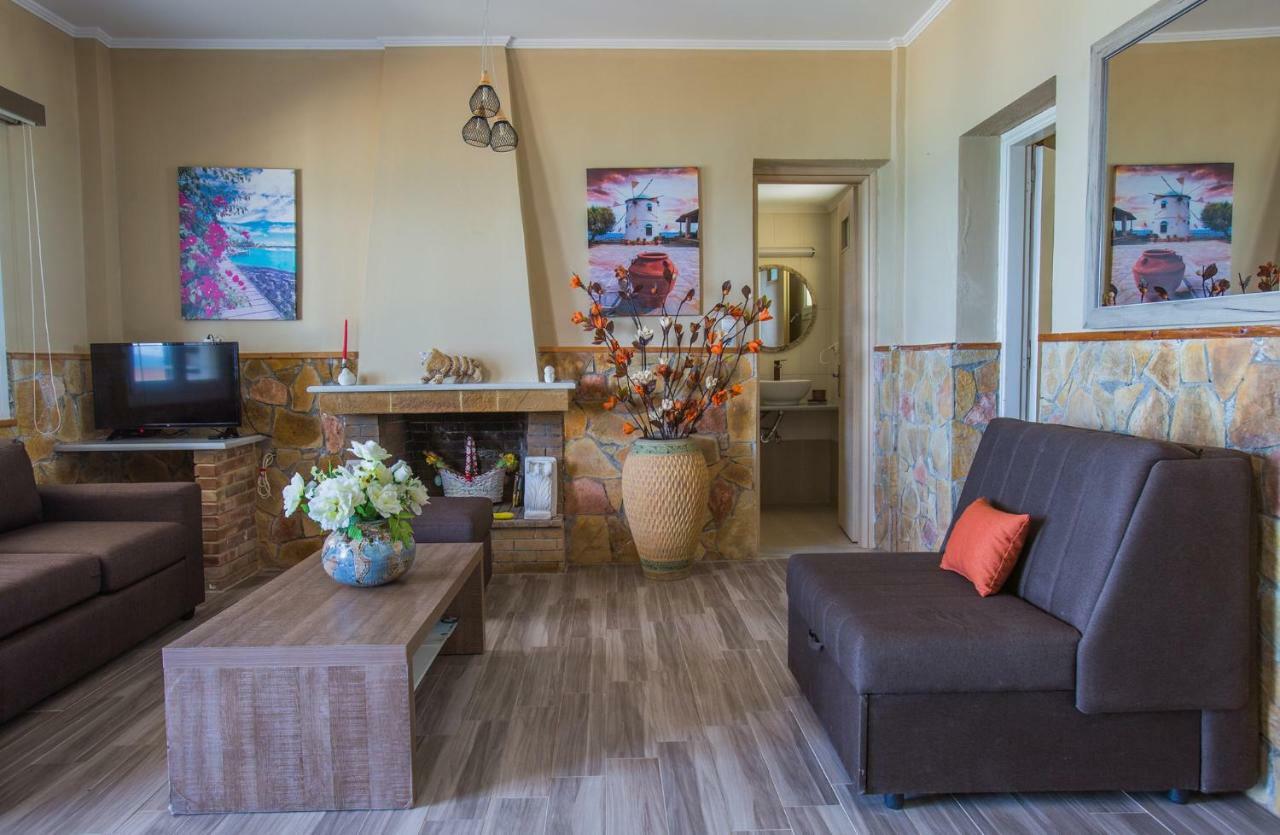 Laura Beach House Alykes  Extérieur photo